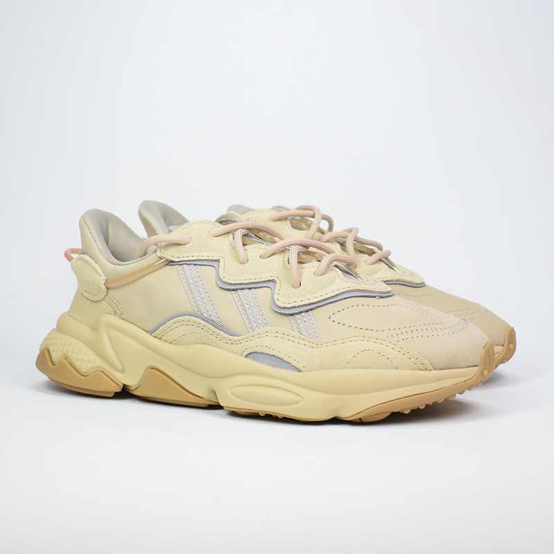 ADIDAS OZWEEGO PALE BROWN/SOLAR RED EE6462