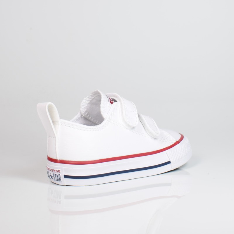 CHUCK TAYLOR ALL STAR 2V LEATHER WHITE 748653C